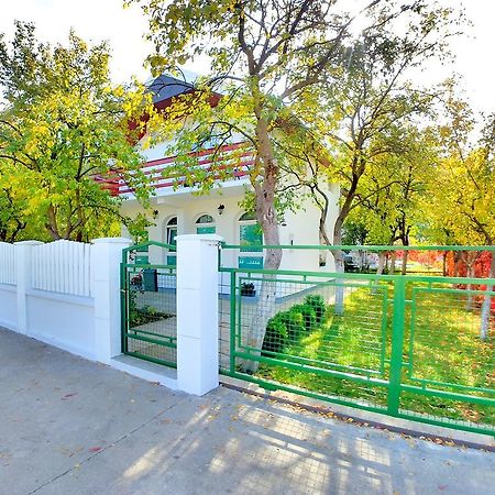 Forest Apartment Niksic Ngoại thất bức ảnh