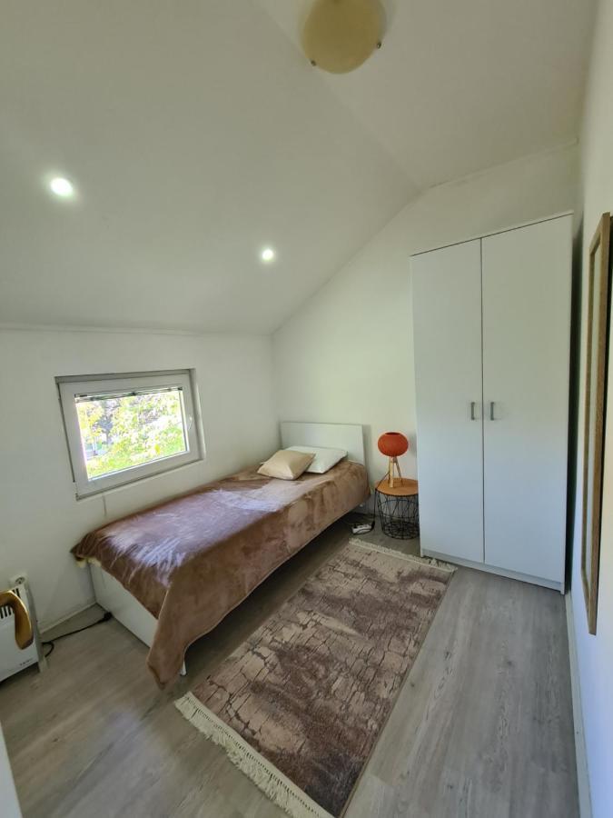 Forest Apartment Niksic Ngoại thất bức ảnh