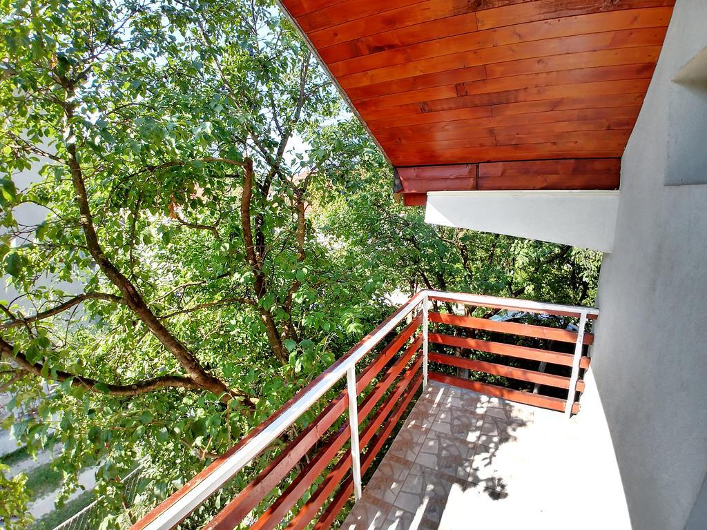 Forest Apartment Niksic Ngoại thất bức ảnh