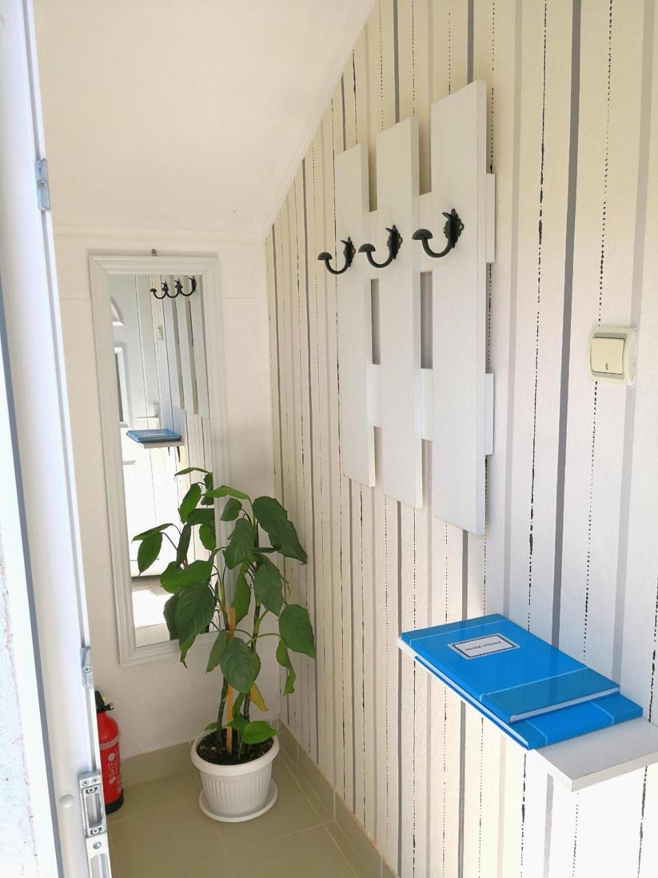 Forest Apartment Niksic Ngoại thất bức ảnh